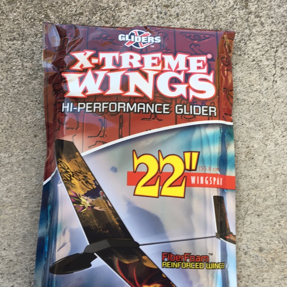 Toy - Picture 2 of 5